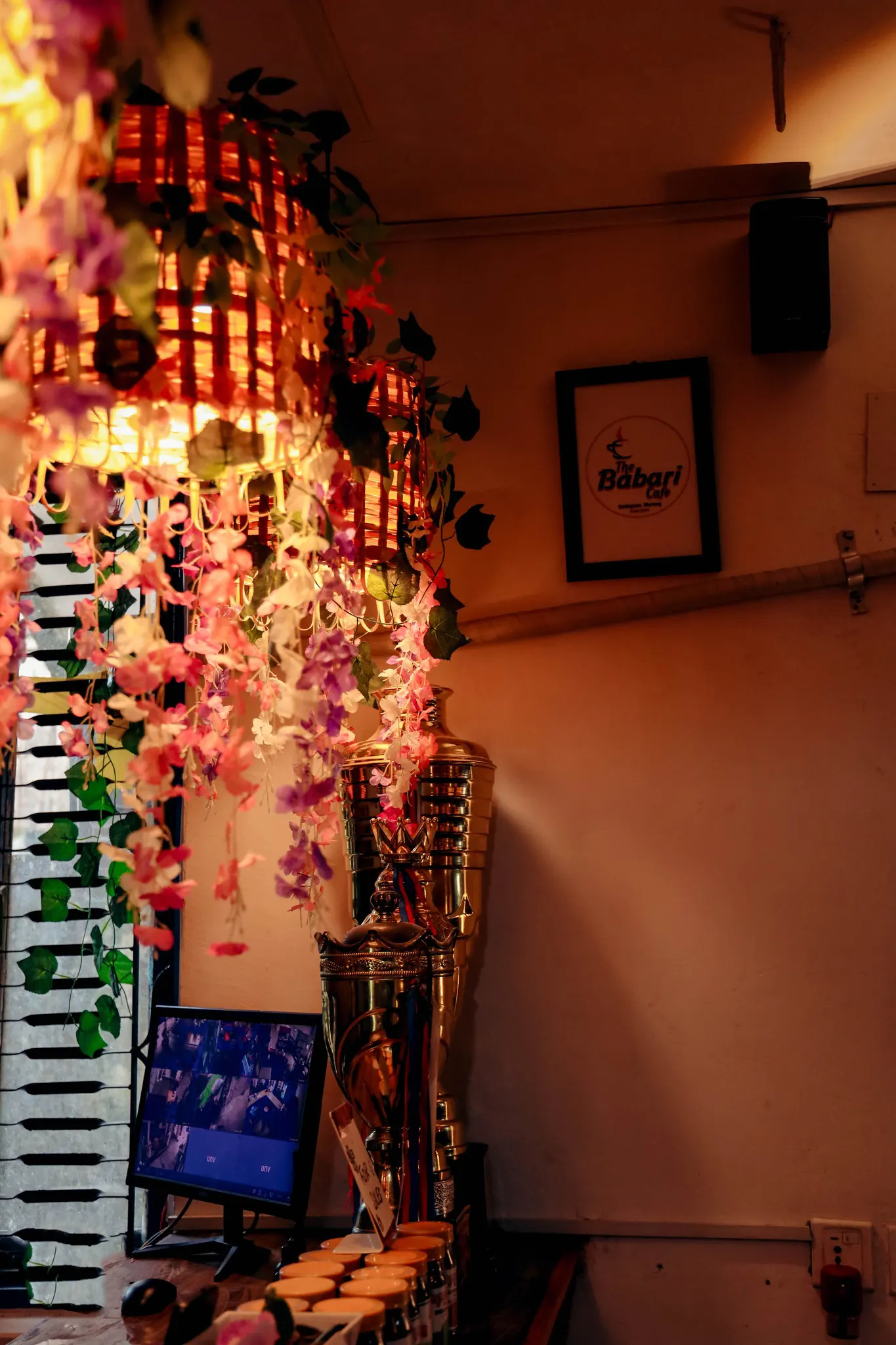 Babari Cafe Aesthetic Night View